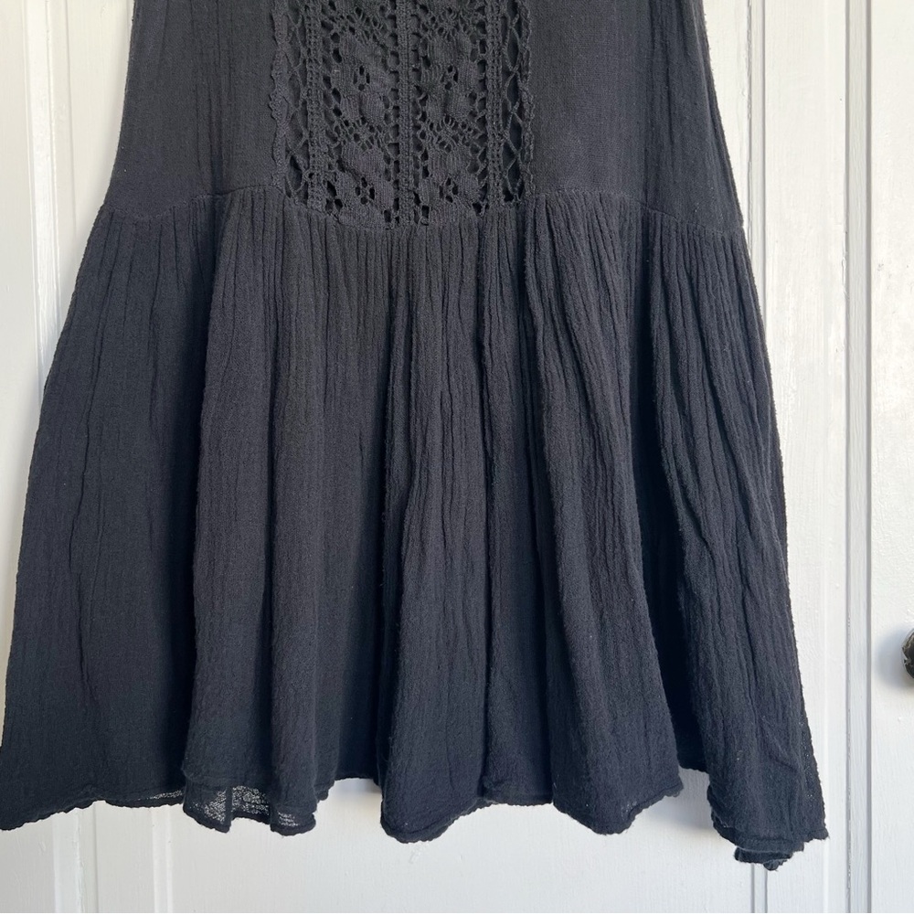 Jen’s Pirate Booty • Trickster Mini Dress in Black cotton gauze crochet lace - Picture 8 of 12